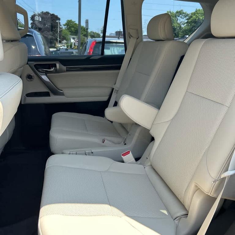 used 2023 Lexus GX 460 car, priced at $63,995