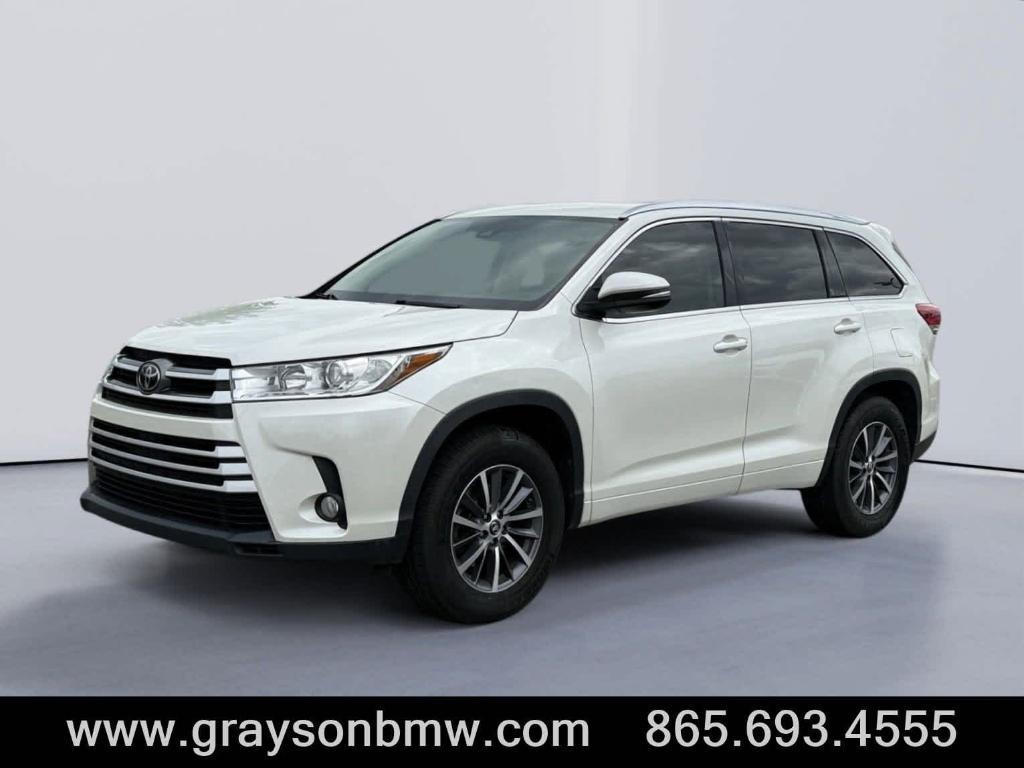 used 2017 Toyota Highlander car, priced at $24,995