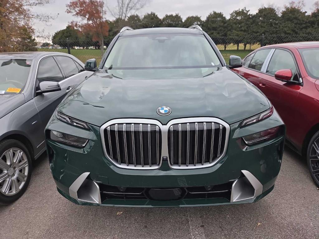 new 2026 BMW X7 car, priced at $102,325