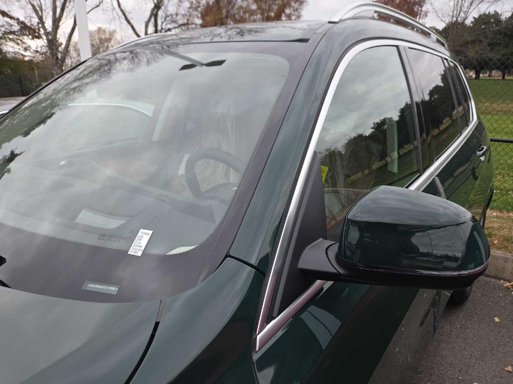 new 2026 BMW X7 car, priced at $102,325