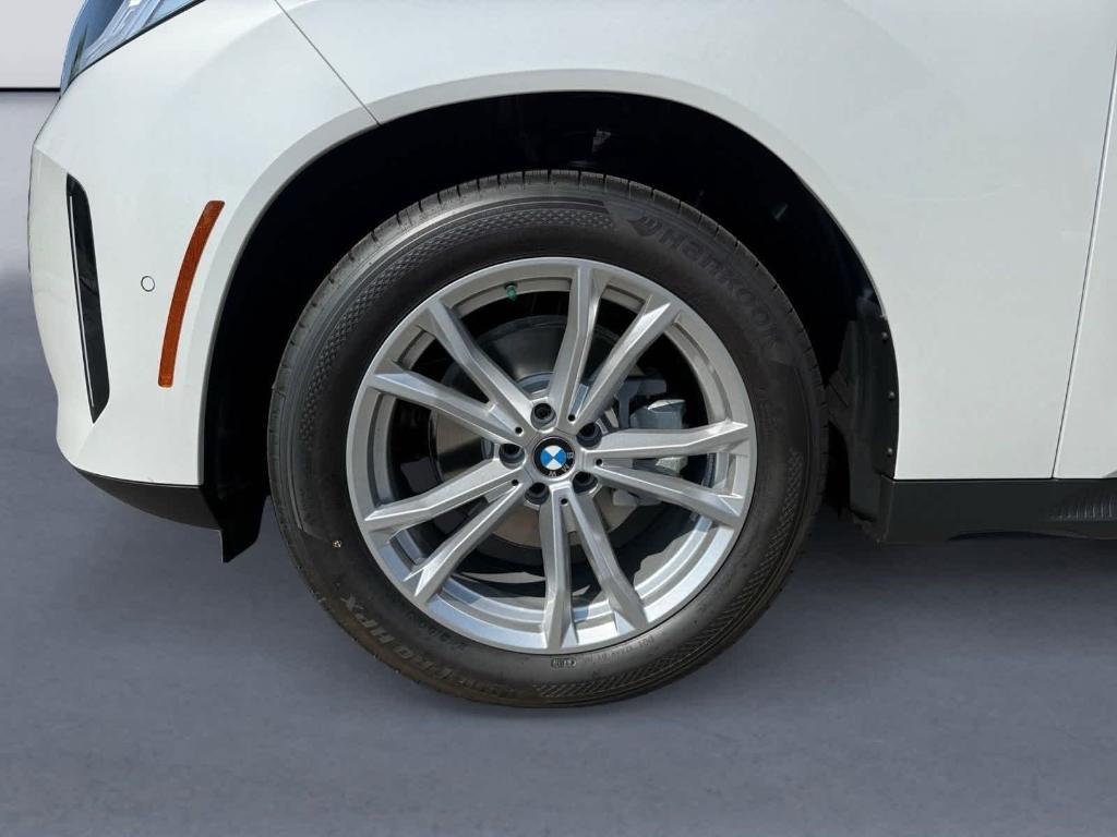 new 2025 BMW X3 car, priced at $56,425