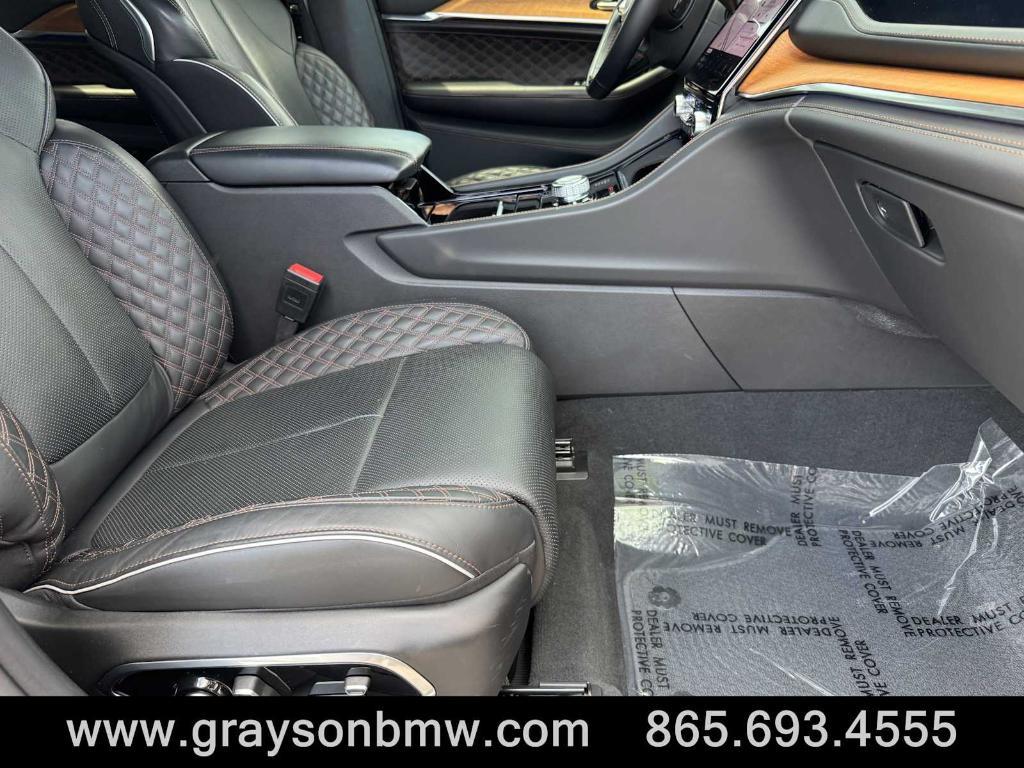 used 2023 Jeep Grand Cherokee car, priced at $45,995