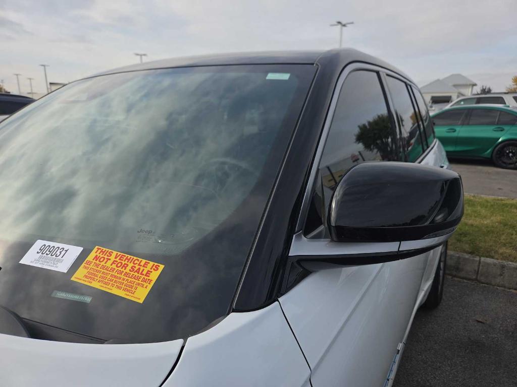 used 2022 Jeep Grand Cherokee 4xe car, priced at $36,888