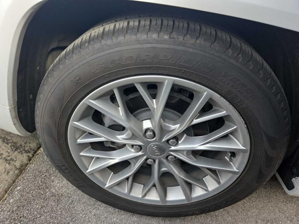 used 2022 Jeep Grand Cherokee 4xe car, priced at $36,888