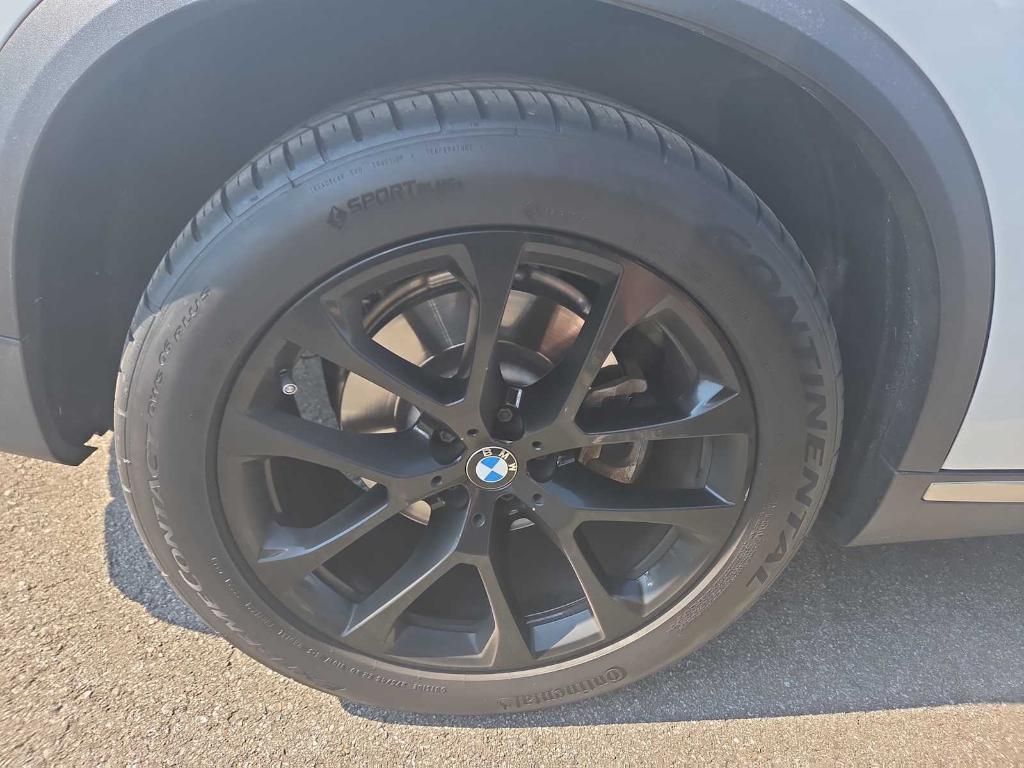 used 2021 BMW X5 car, priced at $35,872