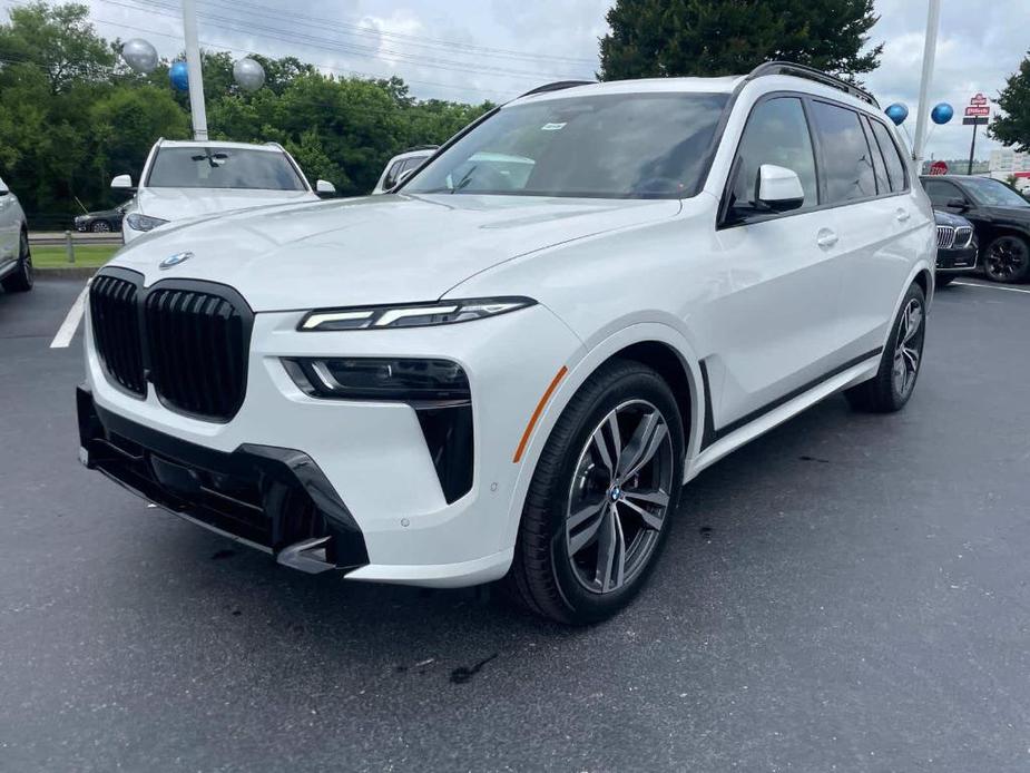 new 2025 BMW X7 car, priced at $100,240