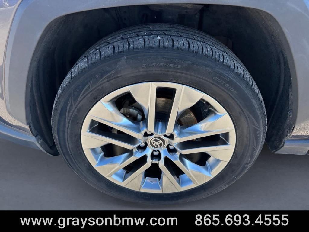 used 2020 Toyota RAV4 car, priced at $25,387