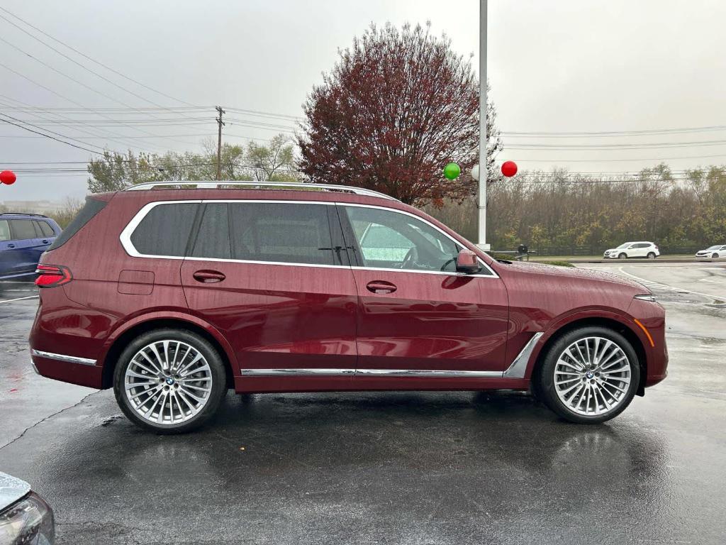 new 2025 BMW X7 car, priced at $98,090