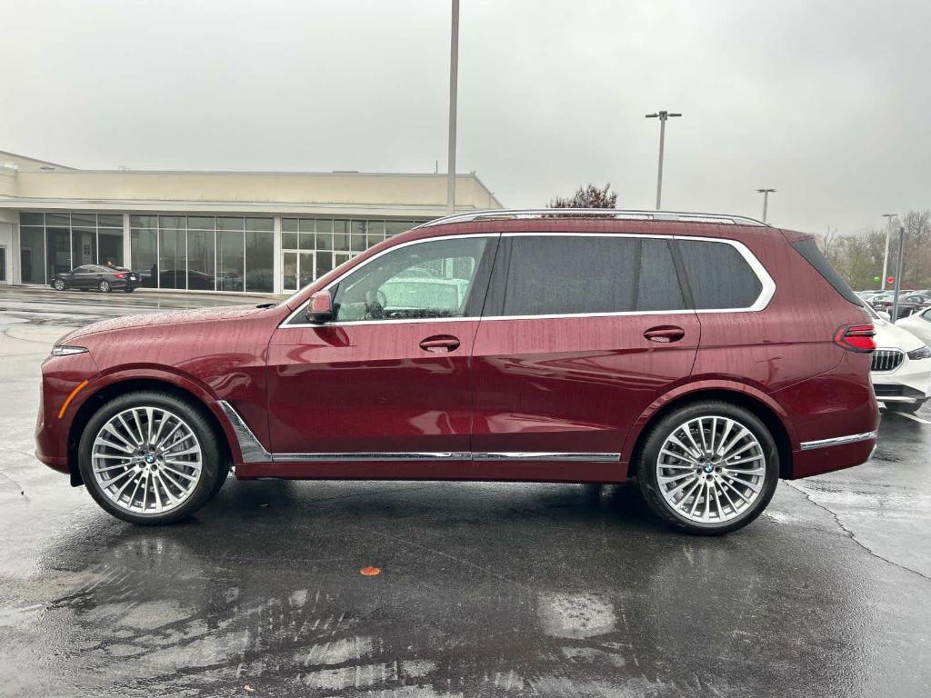 new 2025 BMW X7 car, priced at $98,090