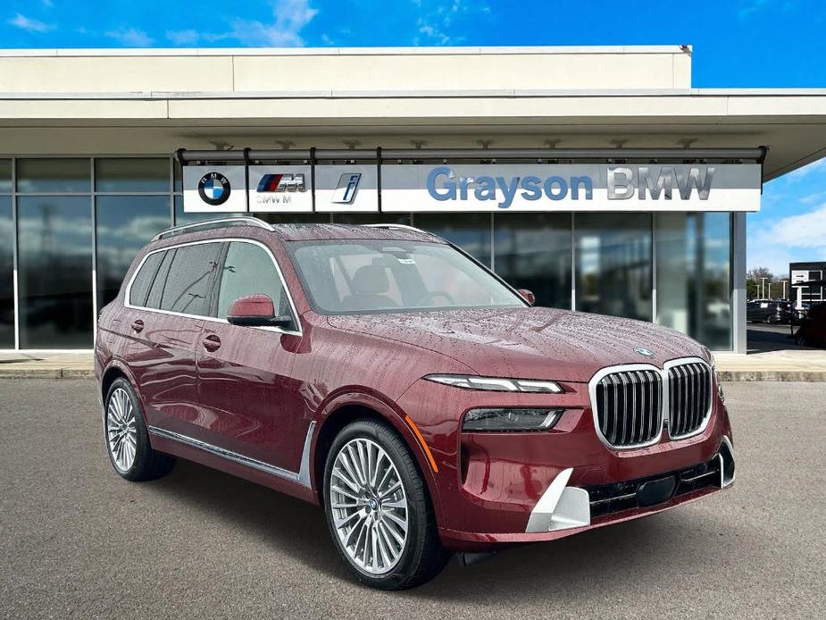 new 2025 BMW X7 car, priced at $98,090