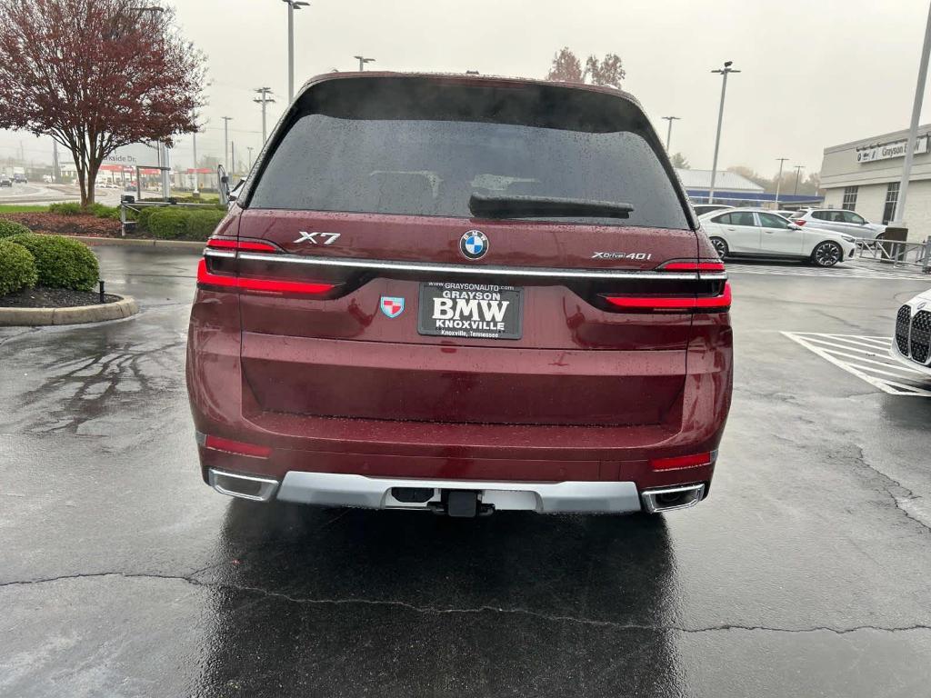 new 2025 BMW X7 car, priced at $98,090