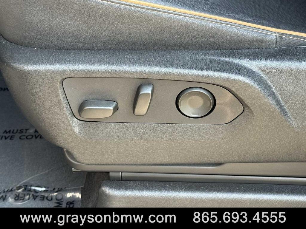used 2023 GMC Yukon car, priced at $68,995