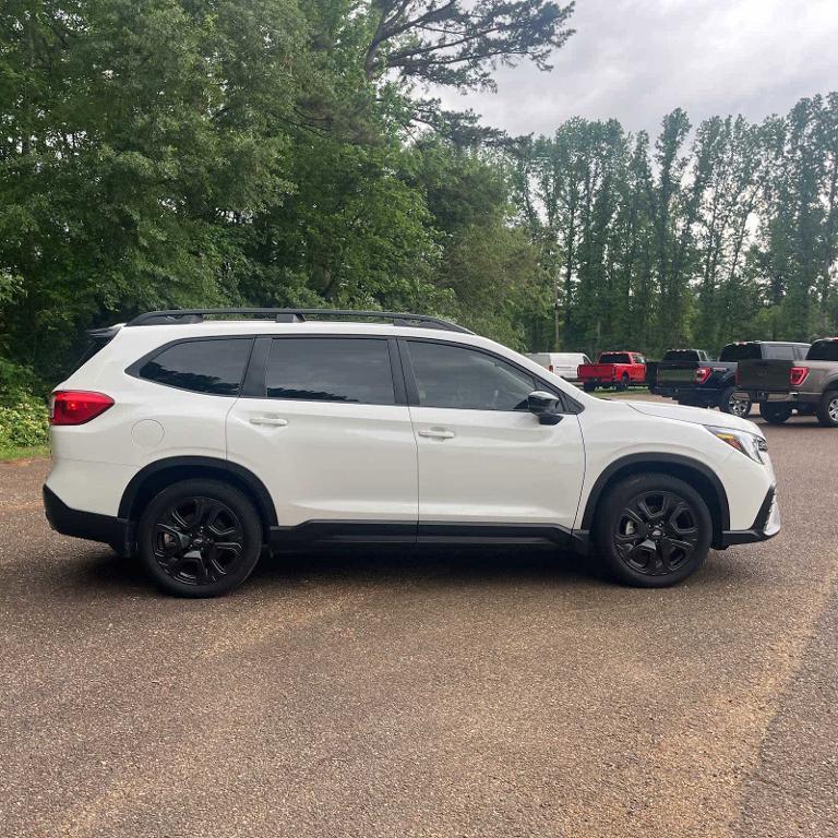 used 2024 Subaru Ascent car, priced at $40,367