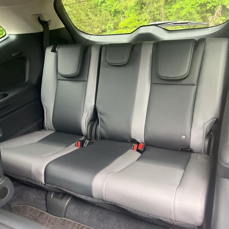 used 2024 Subaru Ascent car, priced at $40,367