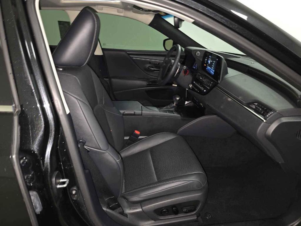 used 2022 Lexus ES 350 car, priced at $30,989
