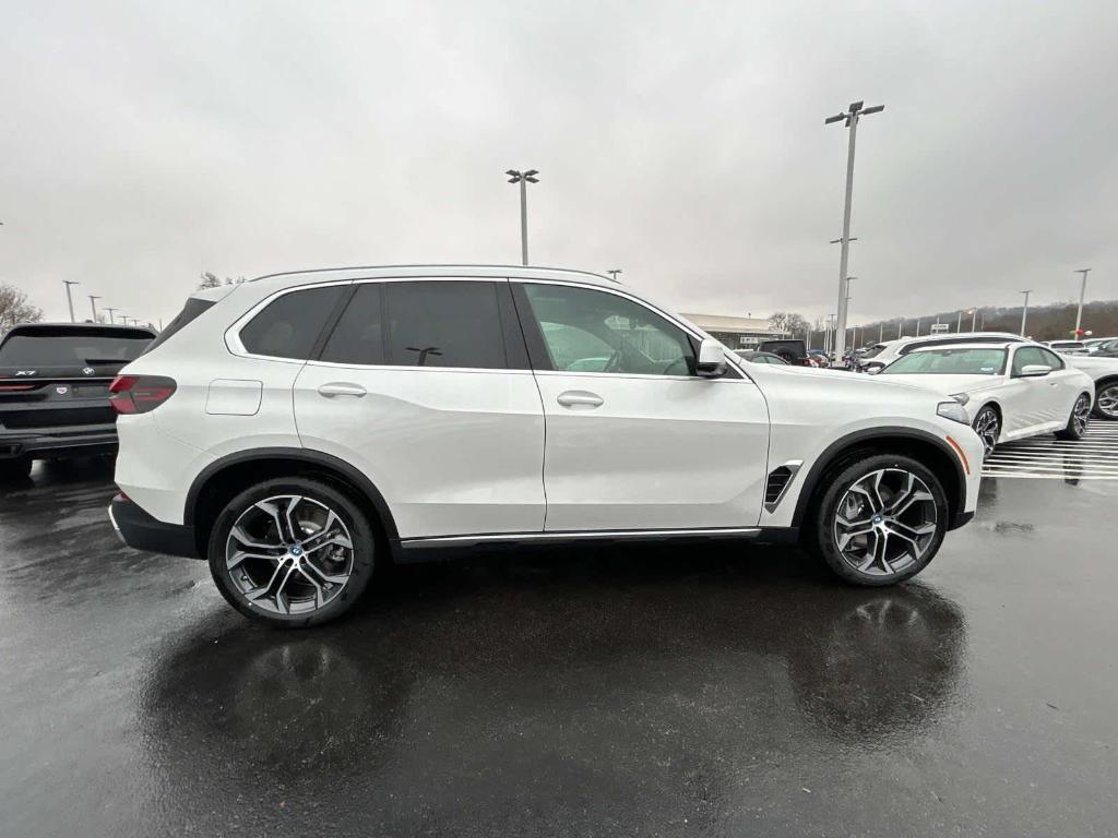 new 2025 BMW X5 PHEV car, priced at $76,625