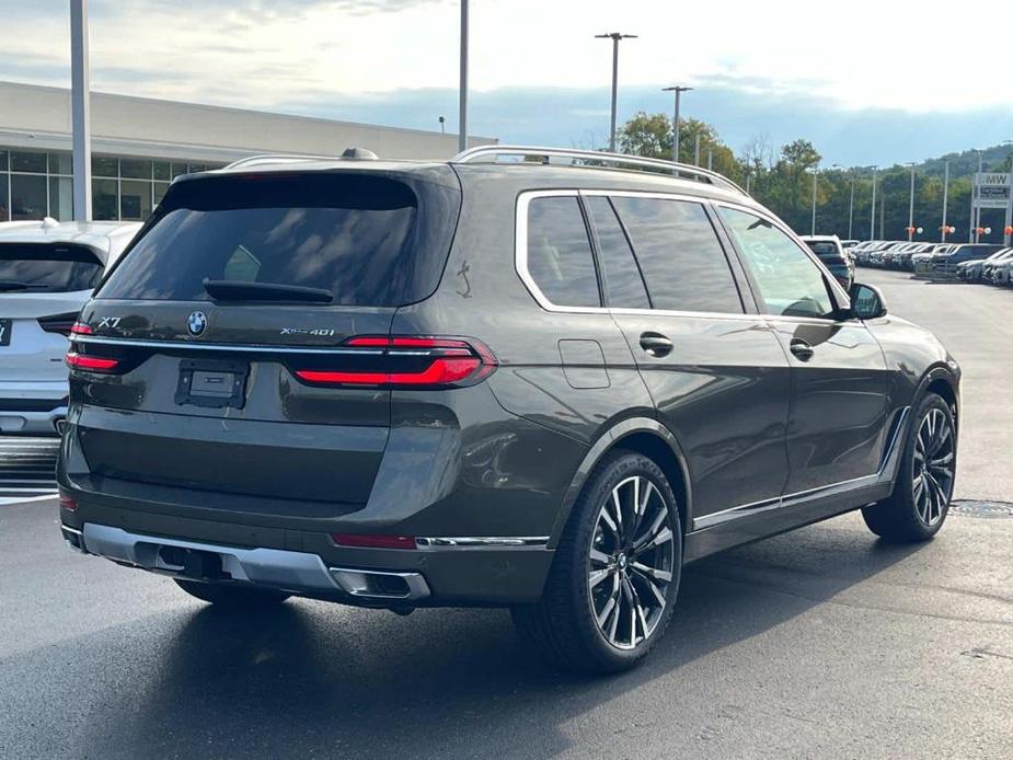 new 2025 BMW X7 car, priced at $100,095