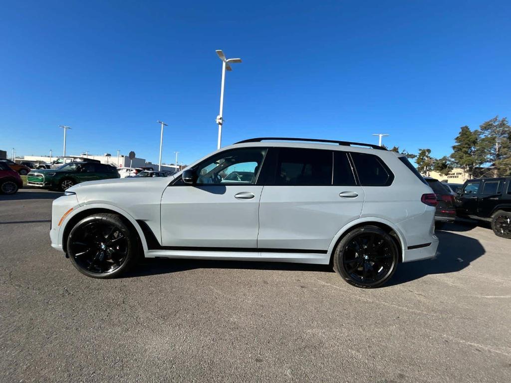 new 2025 BMW X7 car, priced at $118,575