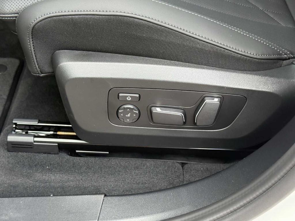 new 2025 BMW X3 car, priced at $56,550