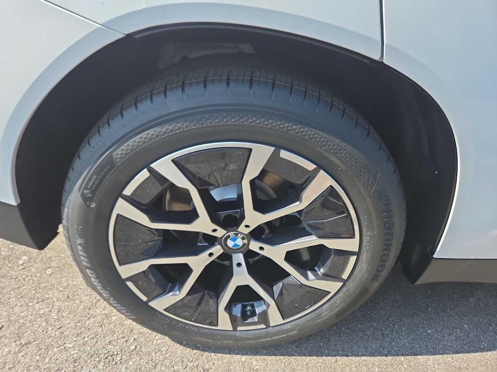 new 2025 BMW X3 car, priced at $56,550