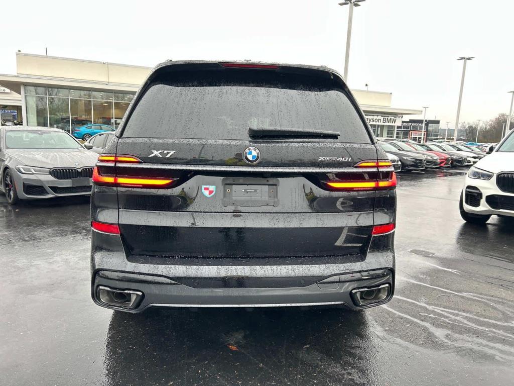 new 2025 BMW X7 car, priced at $99,095