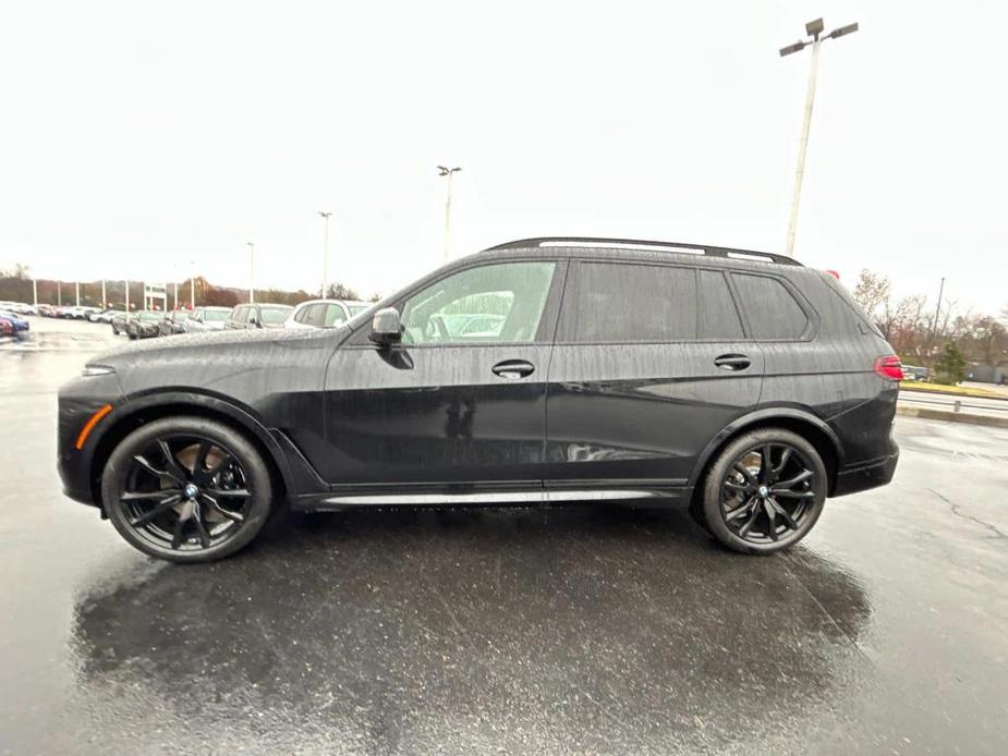 new 2025 BMW X7 car, priced at $99,095