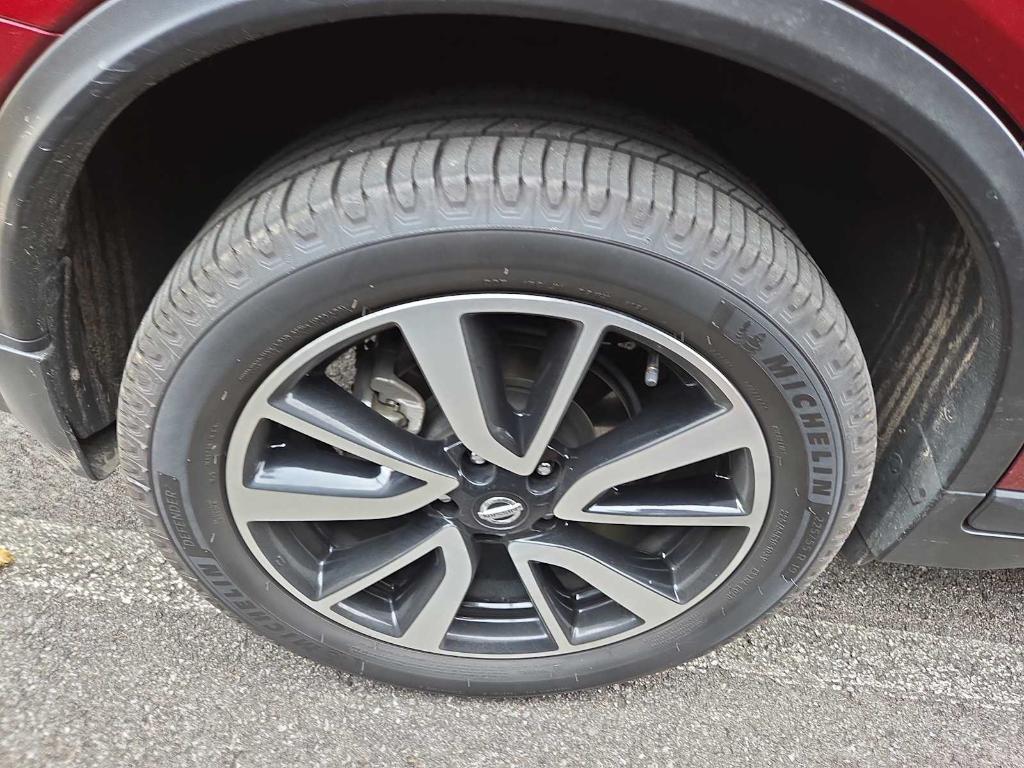 used 2020 Nissan Rogue car, priced at $21,995