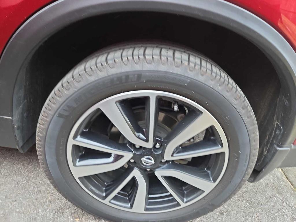 used 2020 Nissan Rogue car, priced at $21,995