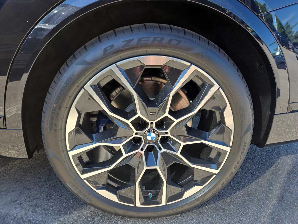 new 2026 BMW X7 car, priced at $103,455