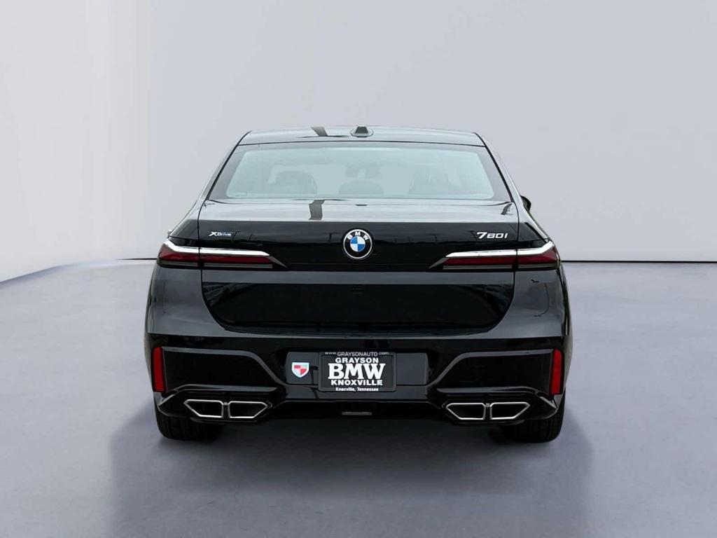 new 2025 BMW 760 car, priced at $133,485