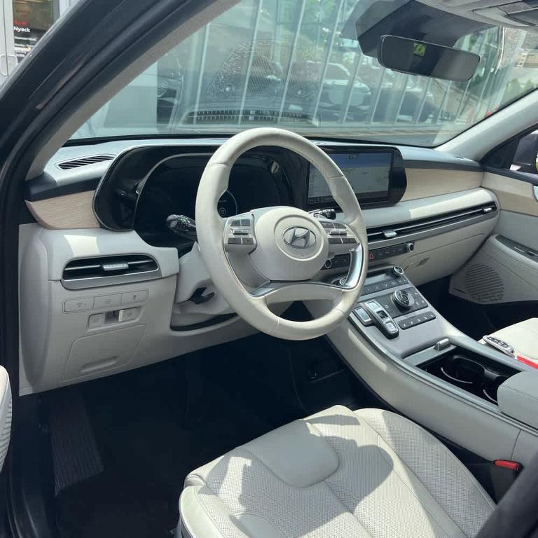 used 2023 Hyundai Palisade car, priced at $36,995