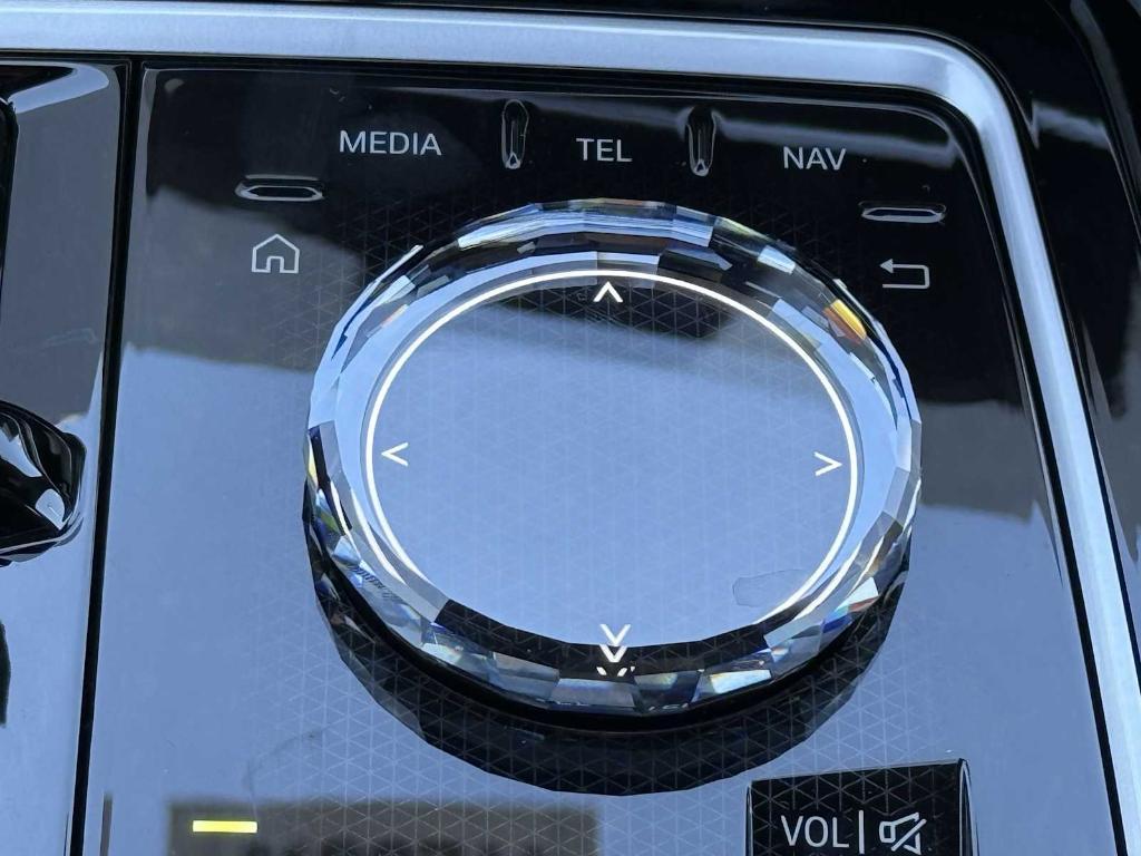 new 2025 BMW 740 car, priced at $102,225