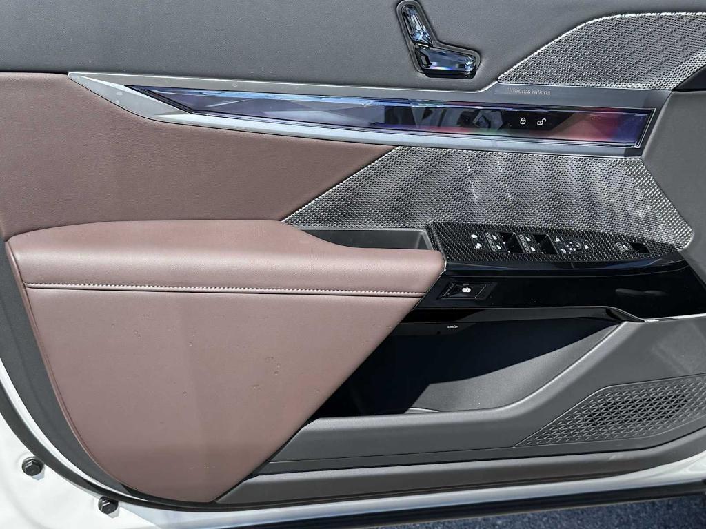 new 2025 BMW 740 car, priced at $102,225