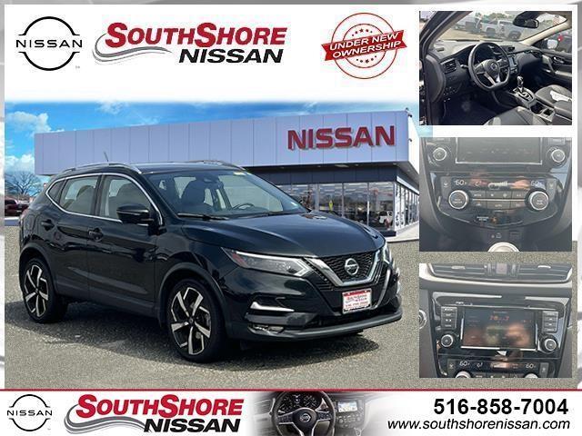 used 2021 Nissan Rogue Sport car, priced at $17,855