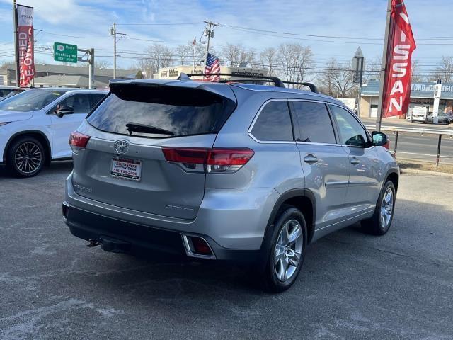 used 2019 Toyota Highlander car, priced at $28,955