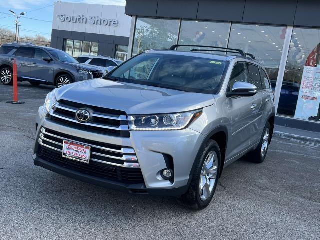 used 2019 Toyota Highlander car, priced at $28,955