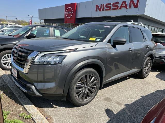 used 2022 Nissan Pathfinder car, priced at $25,955