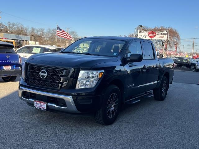 used 2023 Nissan Titan car, priced at $36,965