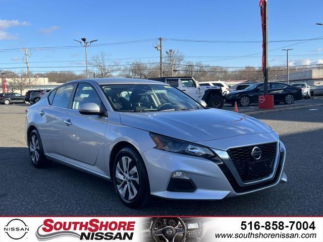 used 2022 Nissan Altima car, priced at $17,954