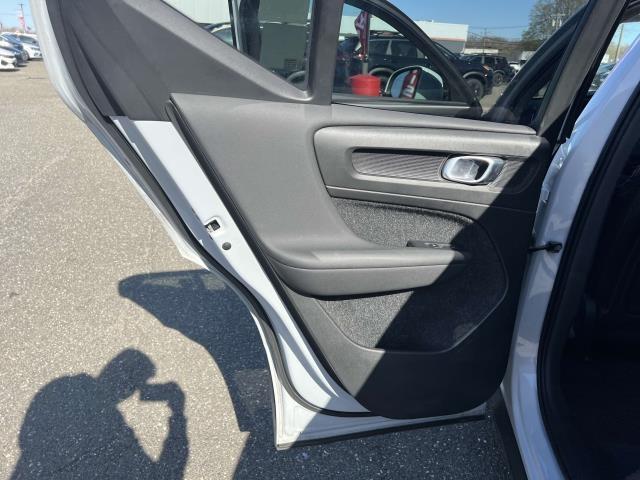used 2020 Volvo XC40 car, priced at $19,965