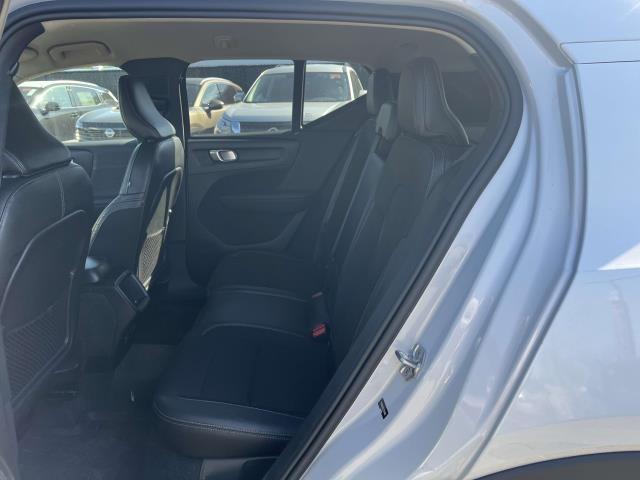 used 2020 Volvo XC40 car, priced at $19,965
