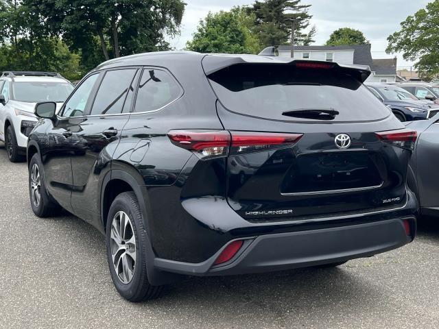 used 2024 Toyota Highlander car, priced at $39,945