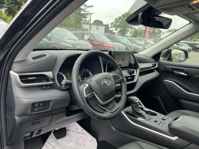 used 2024 Toyota Highlander car, priced at $39,945