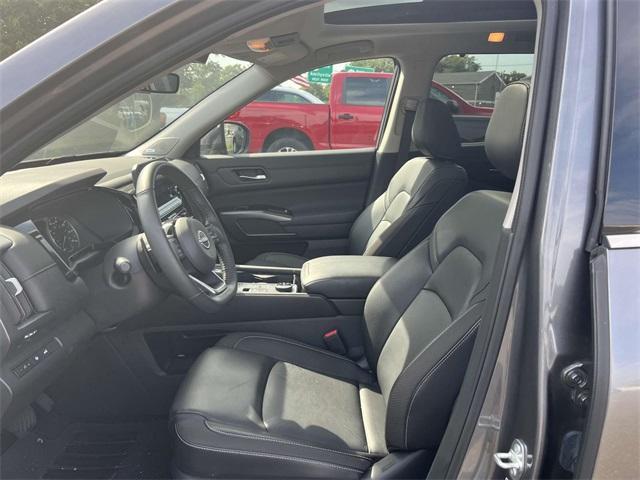 used 2024 Nissan Pathfinder car, priced at $34,865