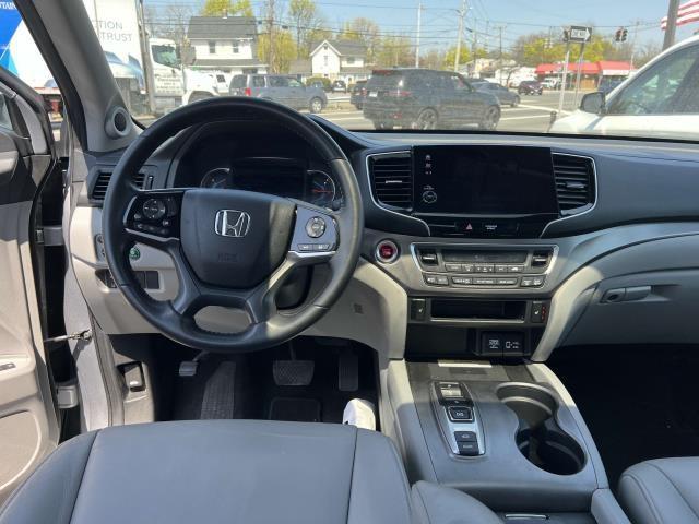 used 2022 Honda Pilot car, priced at $25,925