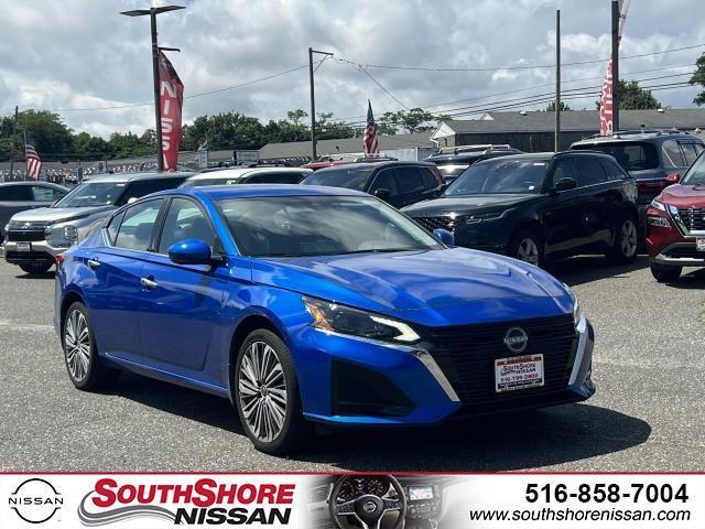 used 2025 Nissan Altima car, priced at $29,365
