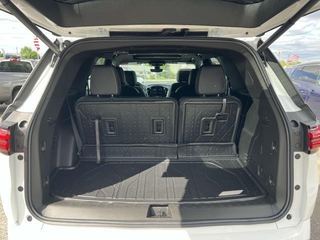 used 2022 Chevrolet Traverse car, priced at $31,355