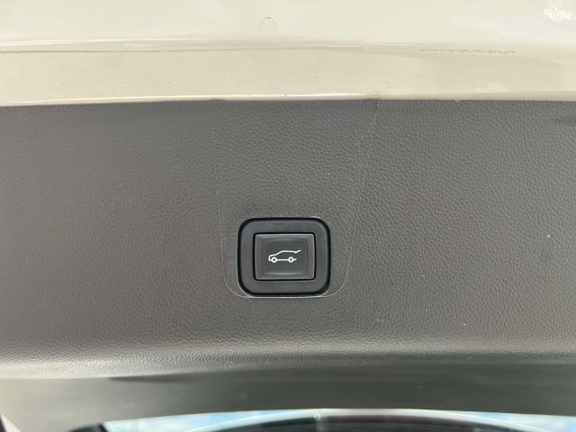 used 2022 Chevrolet Traverse car, priced at $31,355