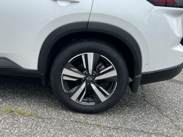 used 2024 Nissan Rogue car, priced at $28,965
