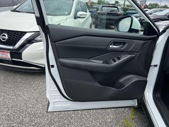 used 2024 Nissan Rogue car, priced at $28,965